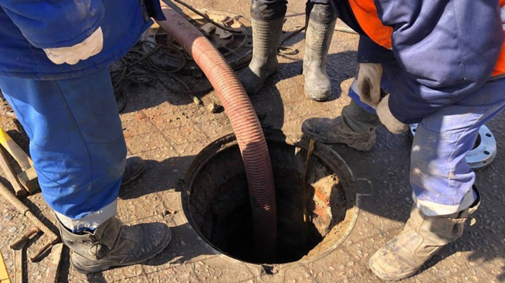 В водопроводном колодце на севере Тамбова установили новую запорную арматуру