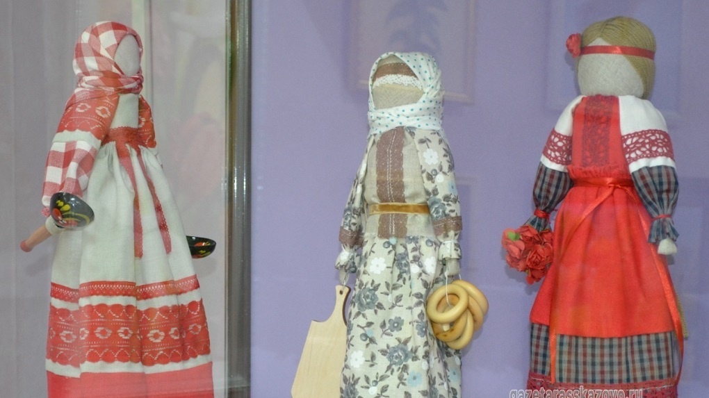 В Рассказовском краеведческом музее открыли уникальную выставку «То ли люди, то ли куклы» (0+)
