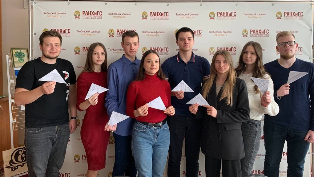Студенты Тамбовского филиала Президентской академии написали Письма в будущее
