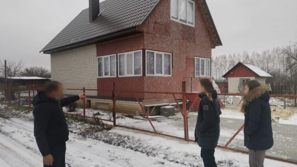 В поселке дачное нашли. Садовое Тамбовский район. УК садовый Тамбовской области. Поселок садовый Тамбовская область. Ветбаза в Покровке Тамбов.