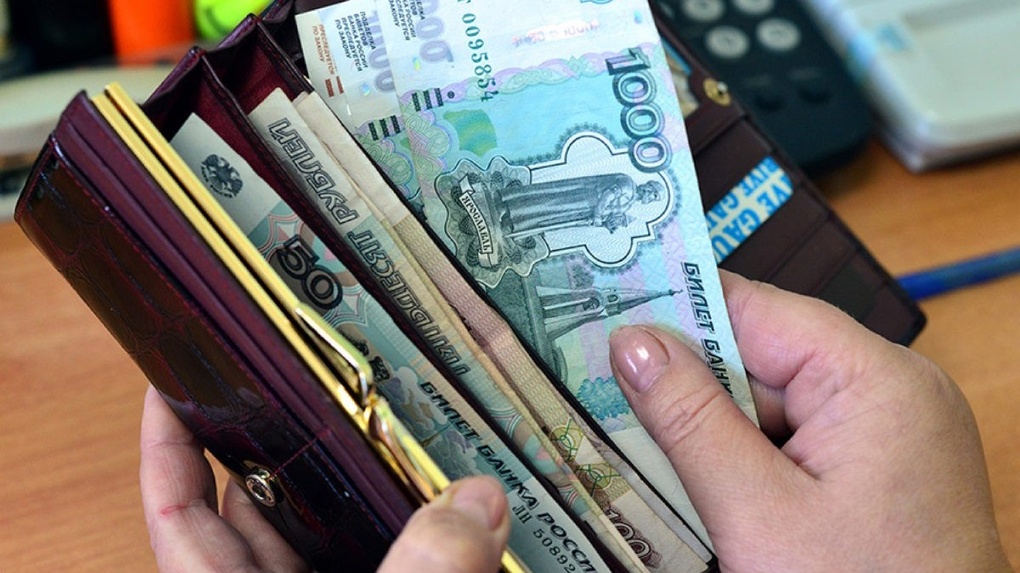 В Петербурге один из самых огромных зарплатных долгов в государстве