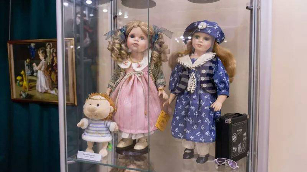В Тамбове в Державинском университете открылась выставка кукол (0+)