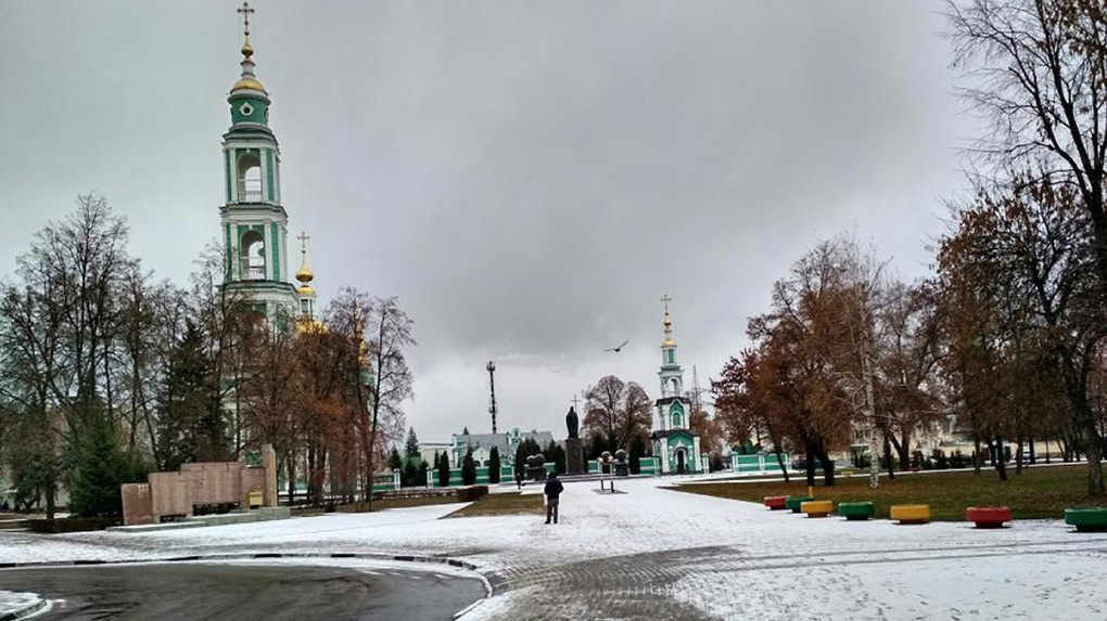 К середине следующего лета на Соборной площади в Тамбове появится новая тротуарная плитка