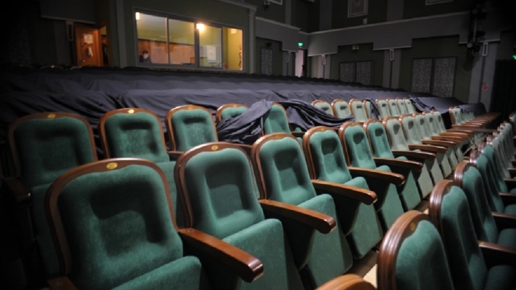 Театр театр гастроли 2022