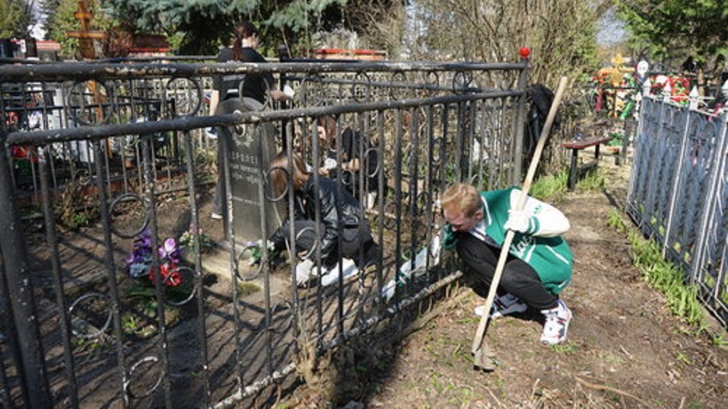 11 апреля в Тамбове стартовала акция по уборке воинских захоронений «Память Победы»