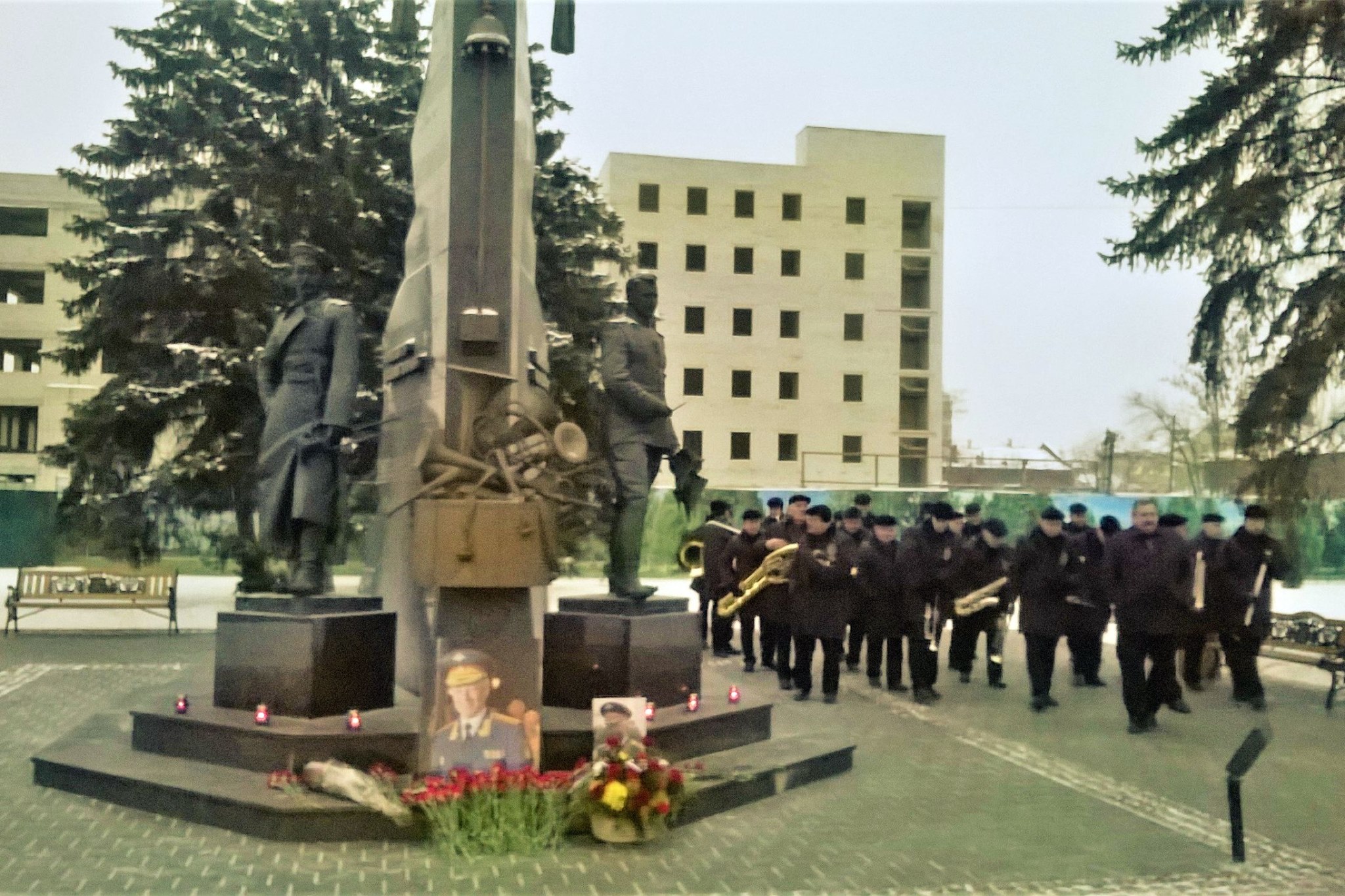 Памятник халилову в тамбове фото