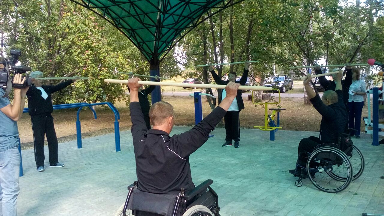 В нашем регионе появилась уникальная спортивно-оздоровительная площадка для  пожилых людей и инвалидов - Новости - vtambove.ru