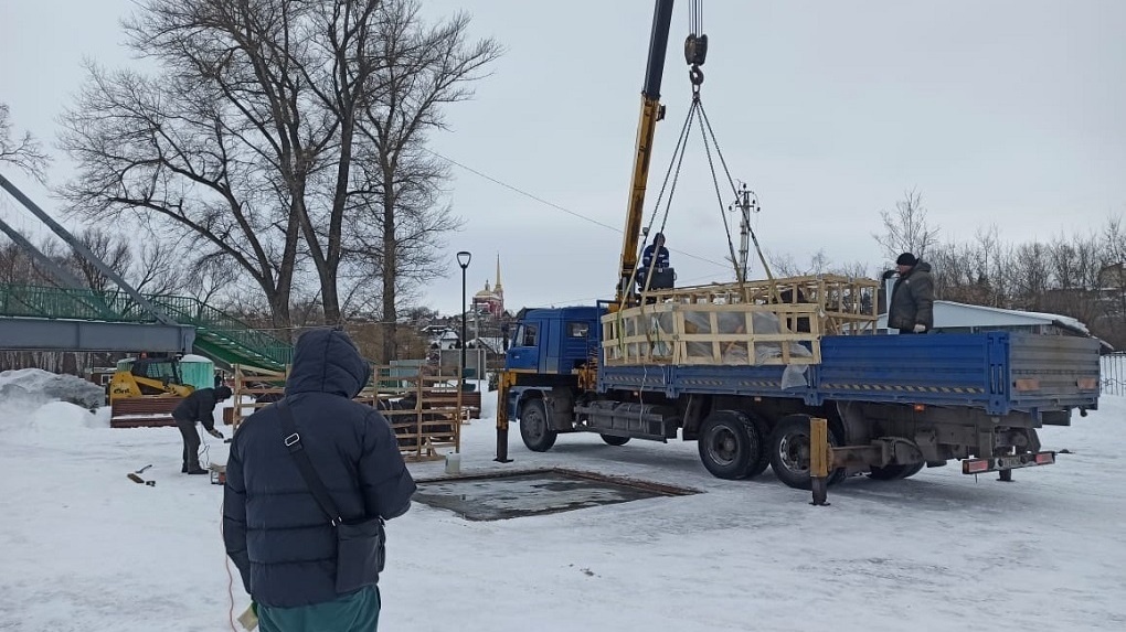 В Мичуринске установили памятник козловским воеводам-основателям города