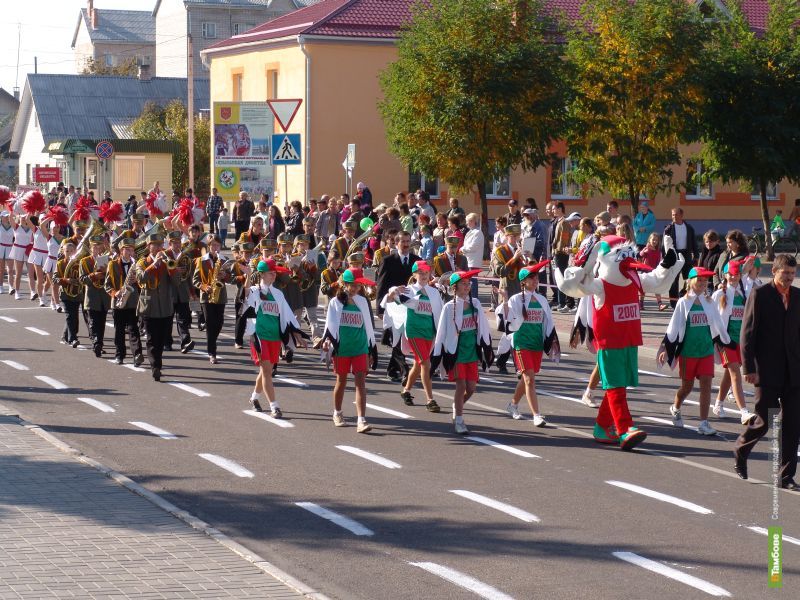 Марширующие спортсмены