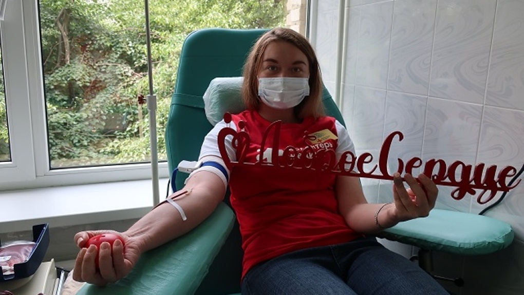 Станция переливания крови. День донора Тамбов. Переливание крови Новоуральск. Самоубийце донорское лицо.