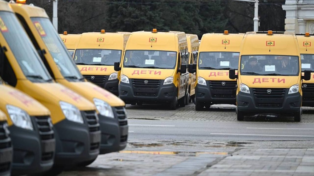 В Тамбовскую область благодаря федеральному финансированию поставили новые школьные автобусы