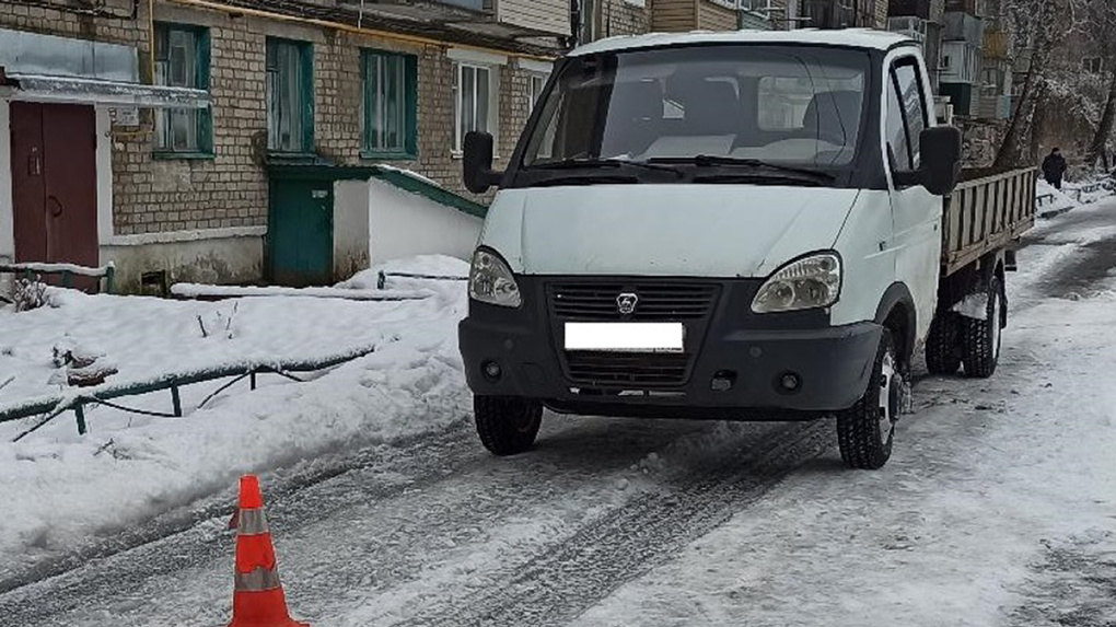 В Мичуринске грузовая «Газель» сбила пожилую женщину во дворе дома