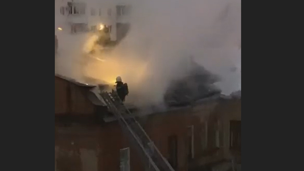В центре Тамбова сгорело историческое здание, объект культурного наследия