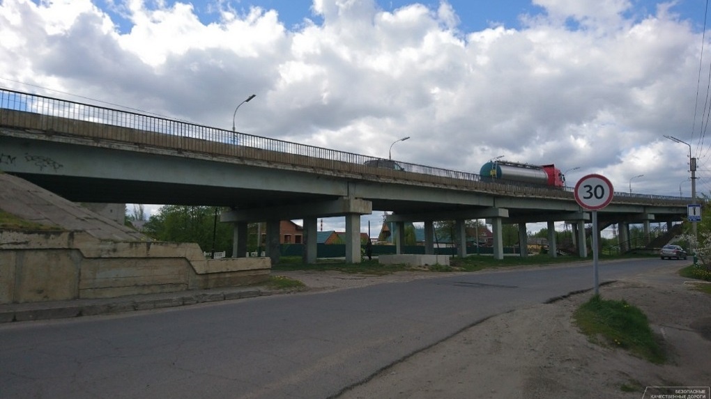 В Мичуринске по нацпроекту «Безопасные качественные дороги» отремонтируют важный путепровод