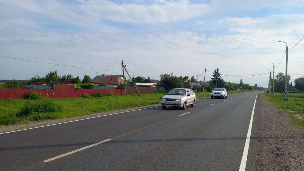 Ремонт трассы, проходящей через село Столовое, завершили раньше запланированного срока