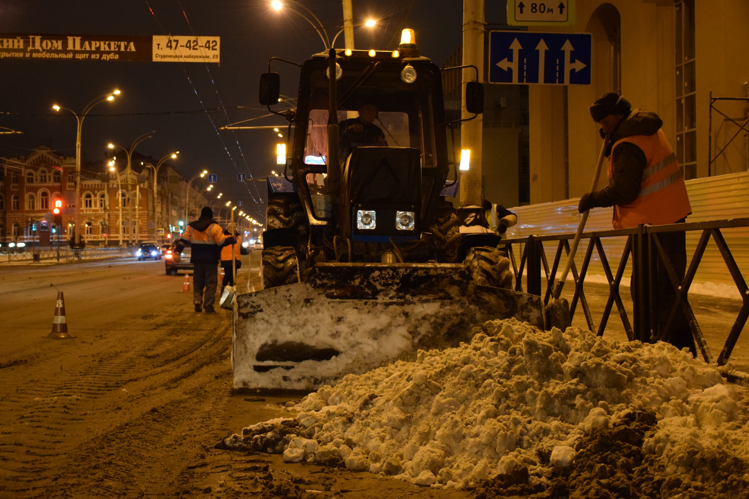 Городские службы Тамбова продолжают убирать последствия снегопада - Новости  - vtambove.ru