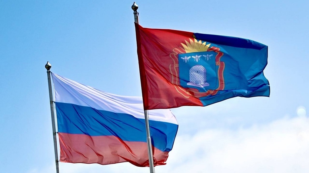В школах Тамбовской области с 1 сентября начнут регулярно поднимать флаг Российской Федерации