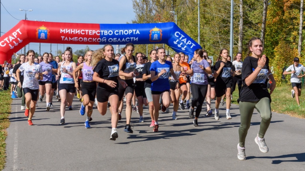 Почти две тысячи жителей Тамбовской области пробежали «Кросс нации» (6+)