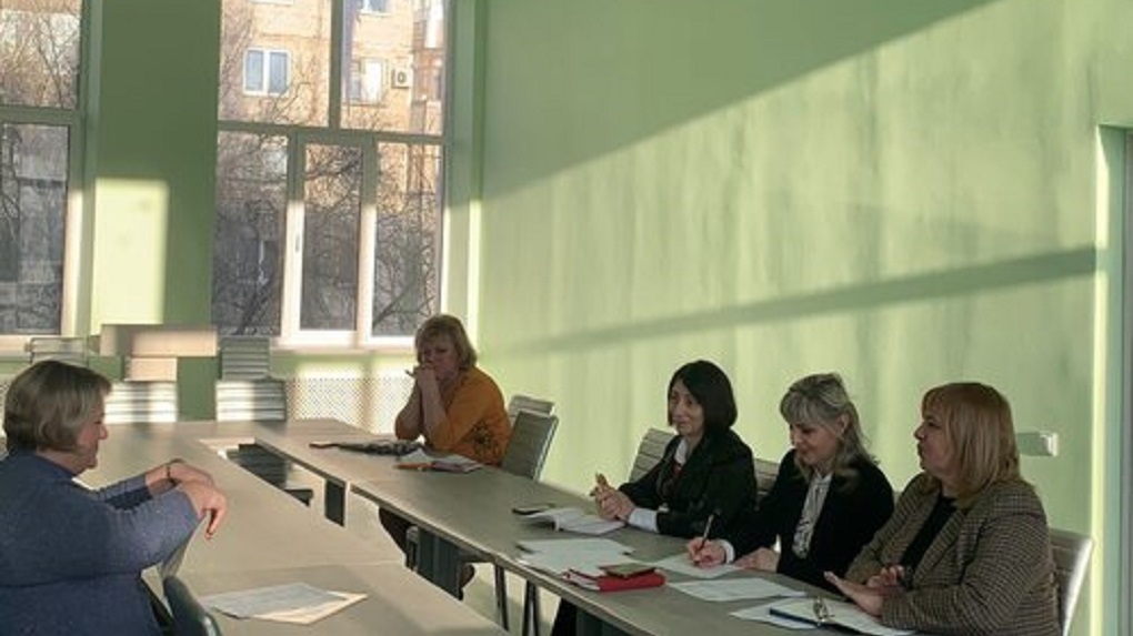 Новую школу №3 в Тамбове начался прием педагогов и учащихся