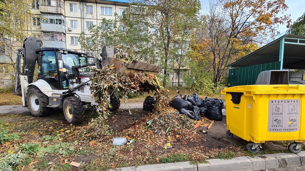 «ТСК» убрала более 10 тысяч кубометров мусора вокруг контейнерных площадок в Тамбове