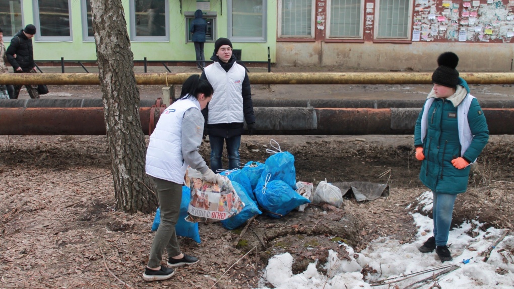 Погода в кирсанове сегодня. Моршанск субботник. Г.Кирсанов фото субботники. Погода в Кирсанове на 3 дня. Кирсанов март фото улиц.