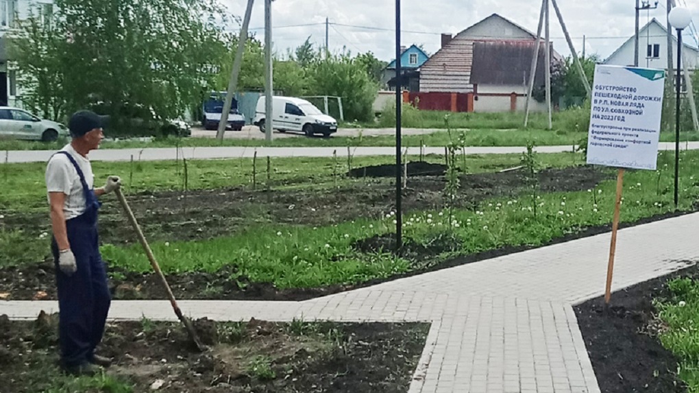 В поселке Новая Ляда Тамбовской области продолжают обустройство пешеходных зон