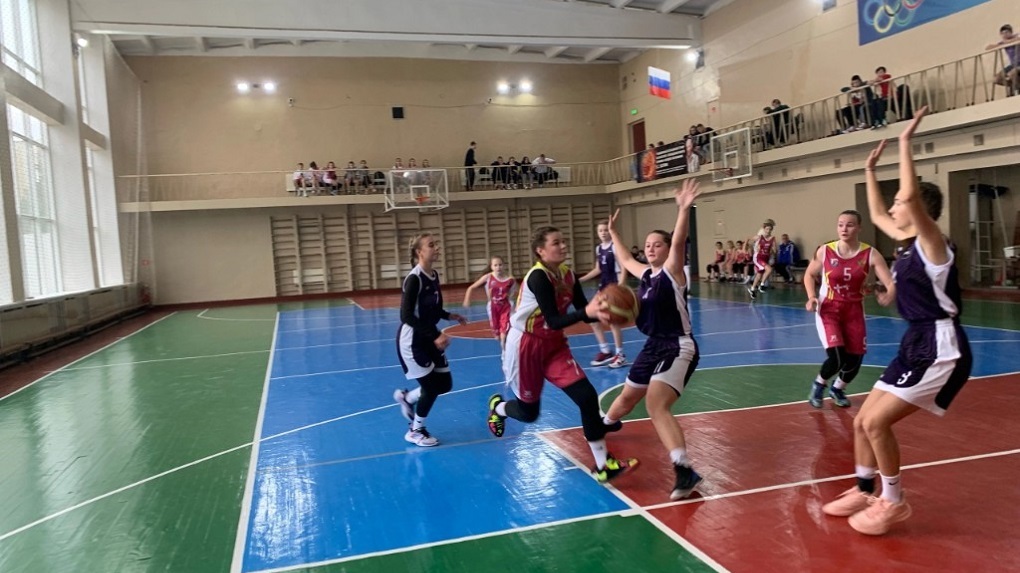 В Тамбовской области завершается первенство по баскетболу, приуроченное ко Дню народного единства