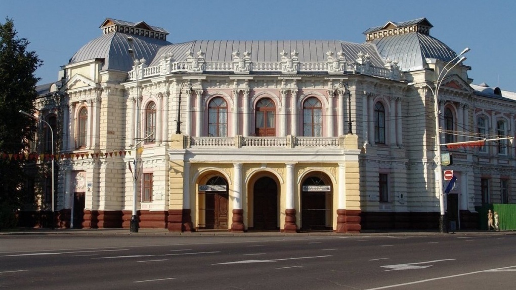 Фасад и крышу здания Тамбовского драматического театра собираются отремонтировать
